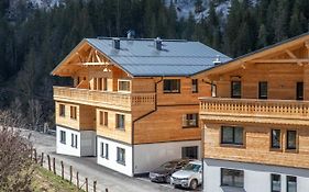 Gleiming Apartments